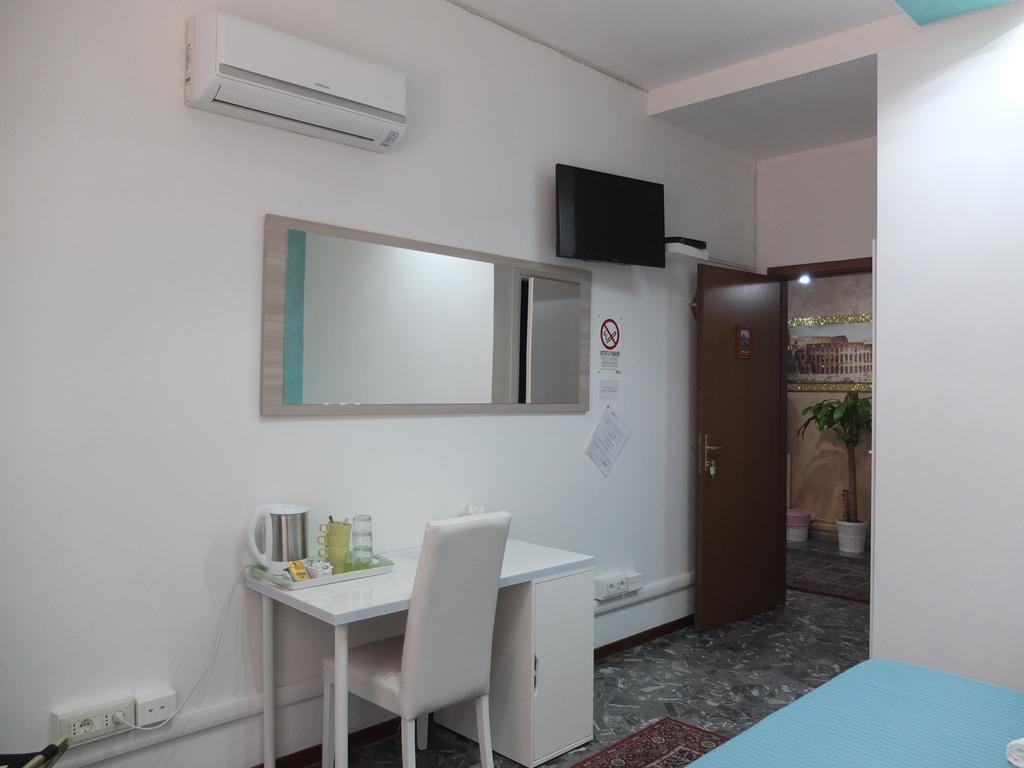 Maxim Rooms Rome Extérieur photo