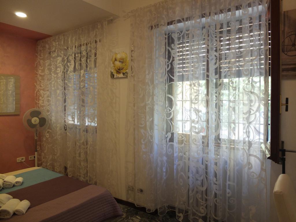 Maxim Rooms Rome Extérieur photo