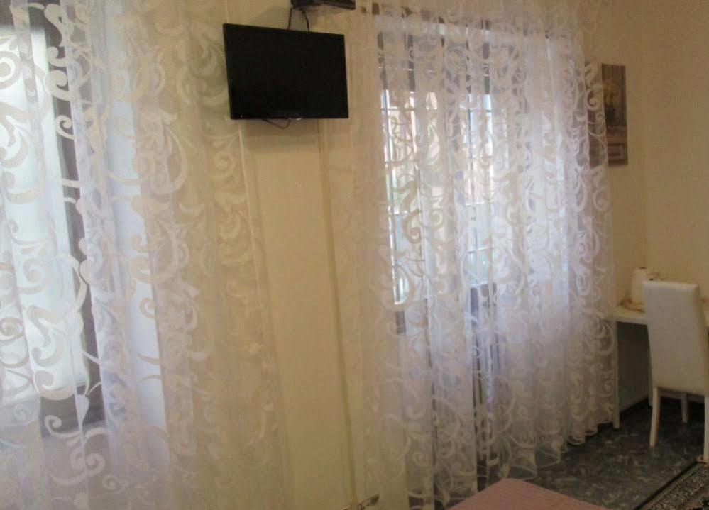 Maxim Rooms Rome Extérieur photo