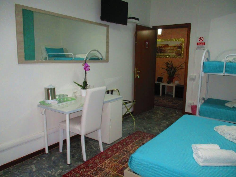 Maxim Rooms Rome Extérieur photo