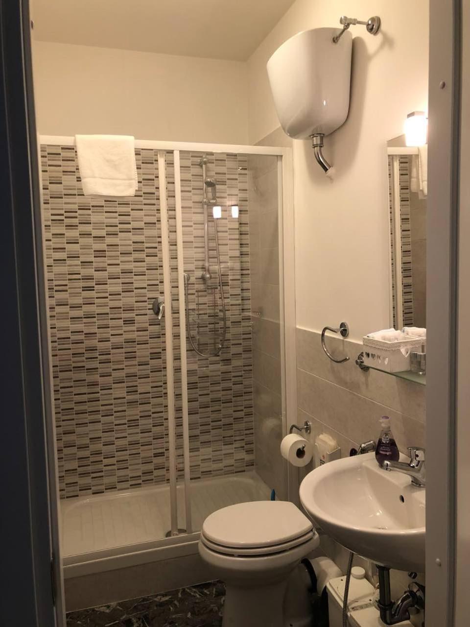 Maxim Rooms Rome Extérieur photo
