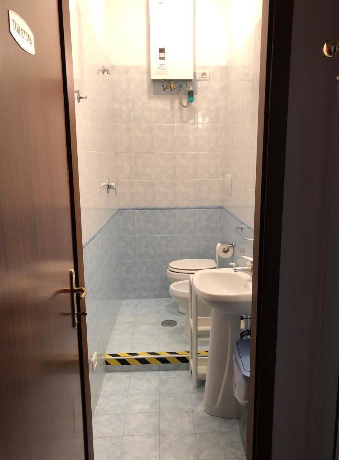 Maxim Rooms Rome Extérieur photo